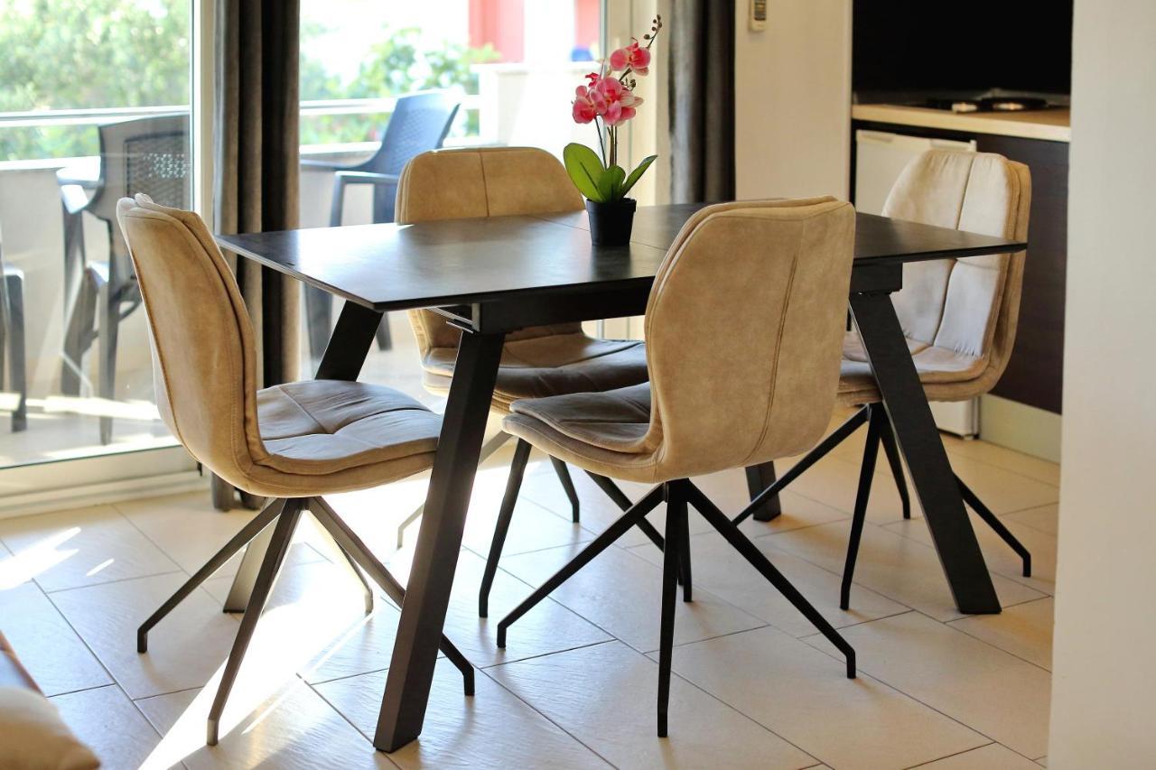 Apartments Neli 比比涅 外观 照片