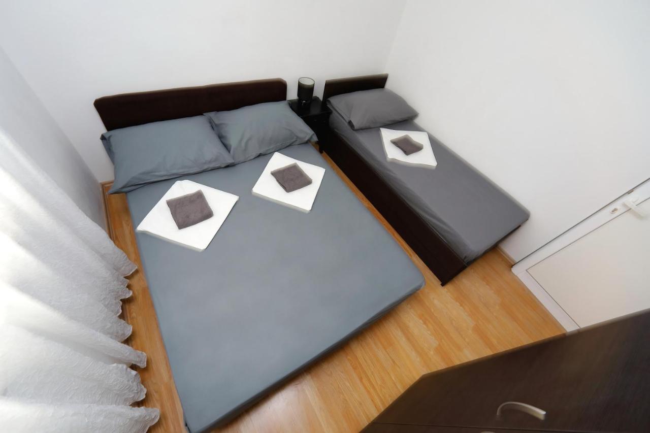 Apartments Neli 比比涅 外观 照片