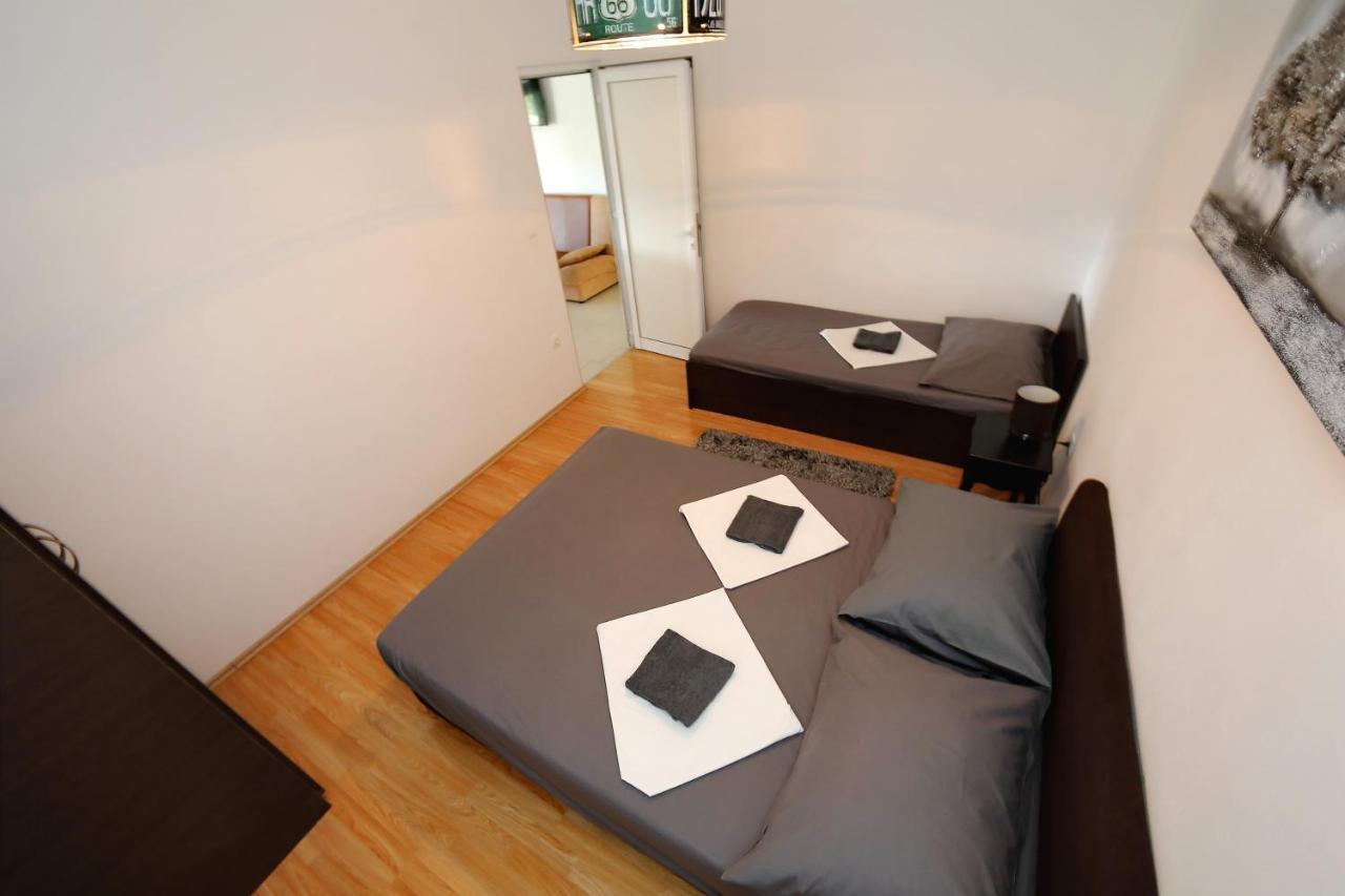 Apartments Neli 比比涅 外观 照片