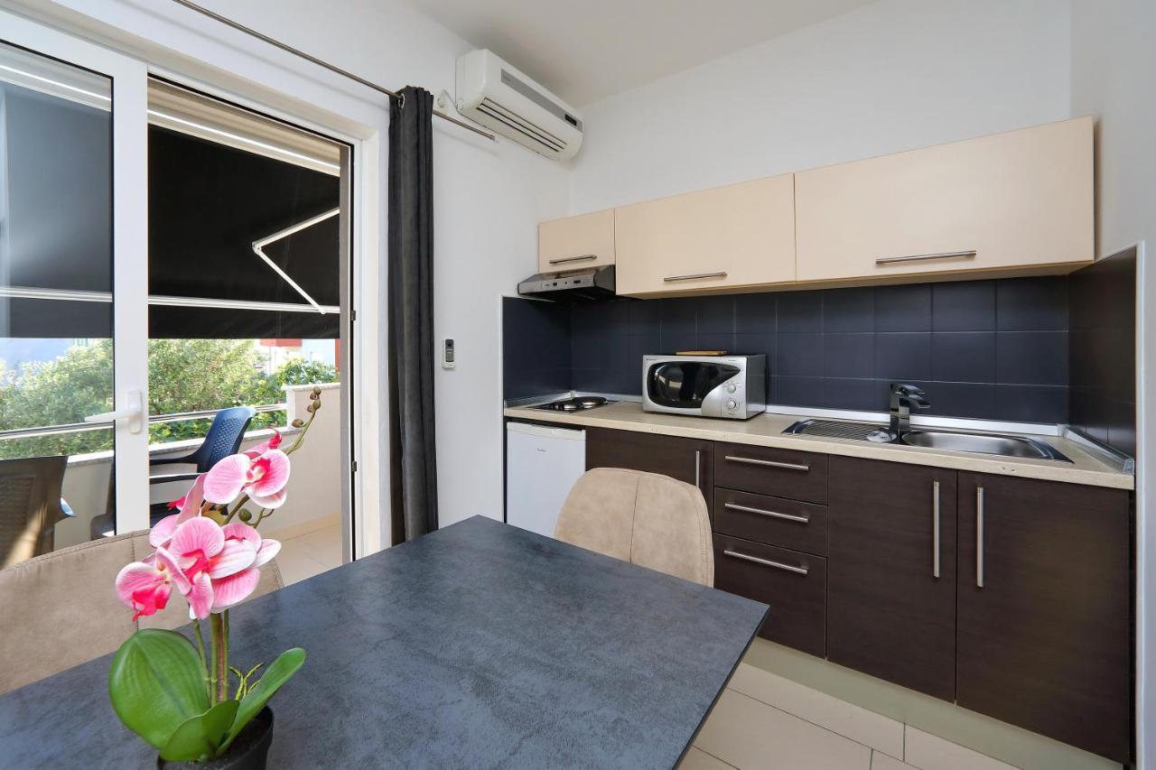 Apartments Neli 比比涅 外观 照片