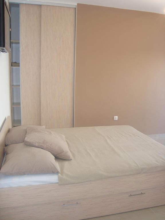 Apartments Neli 比比涅 客房 照片