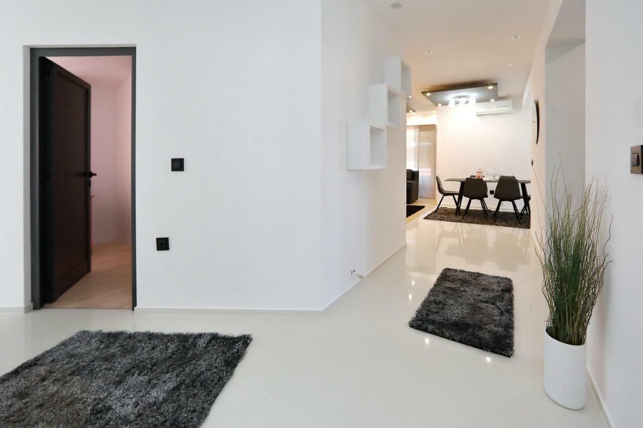 Apartments Neli 比比涅 外观 照片